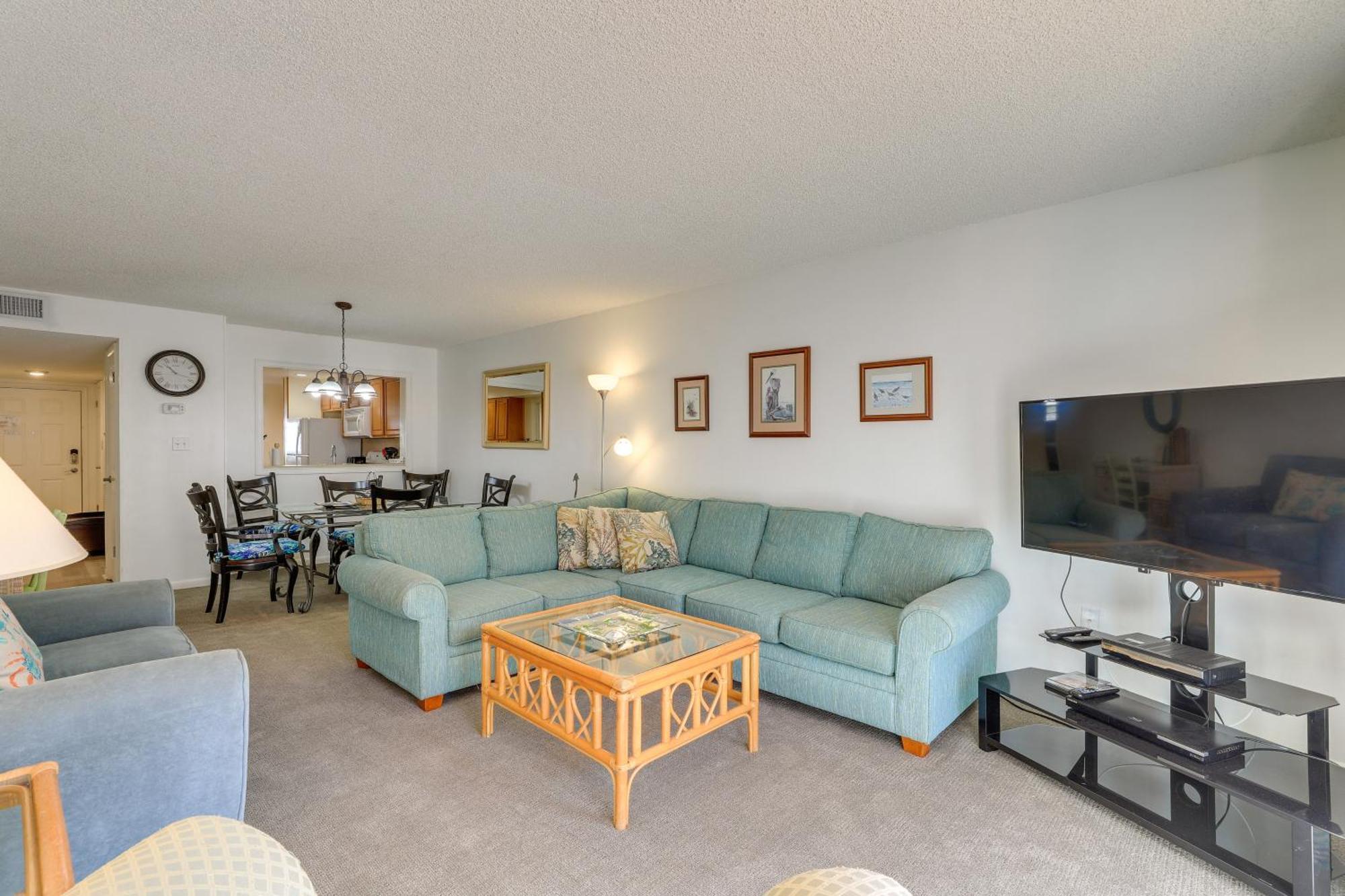 Central Cocoa Beach Condo With View, Steps To Beach! Kültér fotó